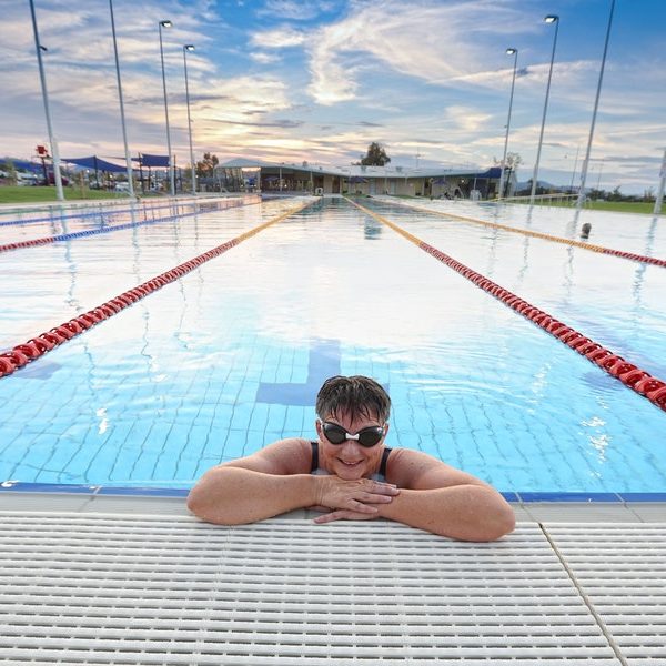 Waves Swimmer